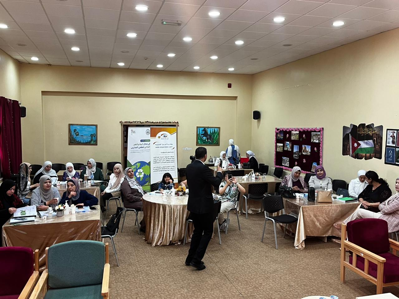 Madar Al-Saa Images 0.5011964474166872