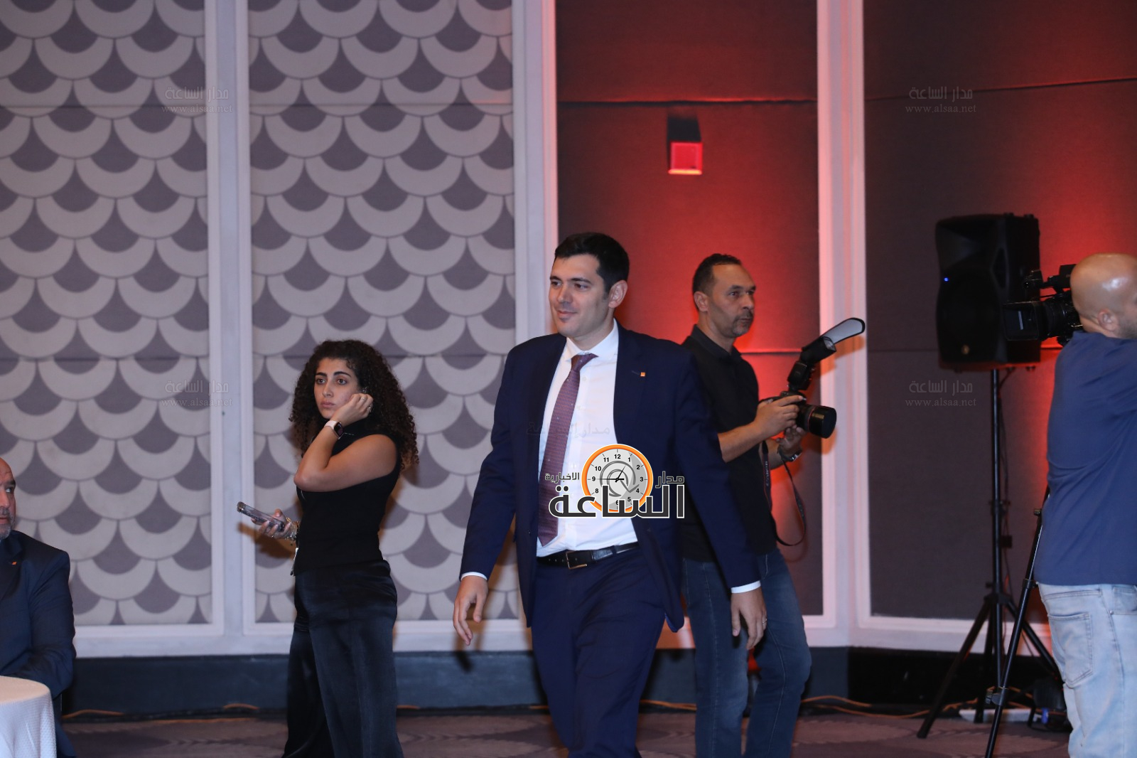 Madar Al-Saa Images 0.5162031422498767