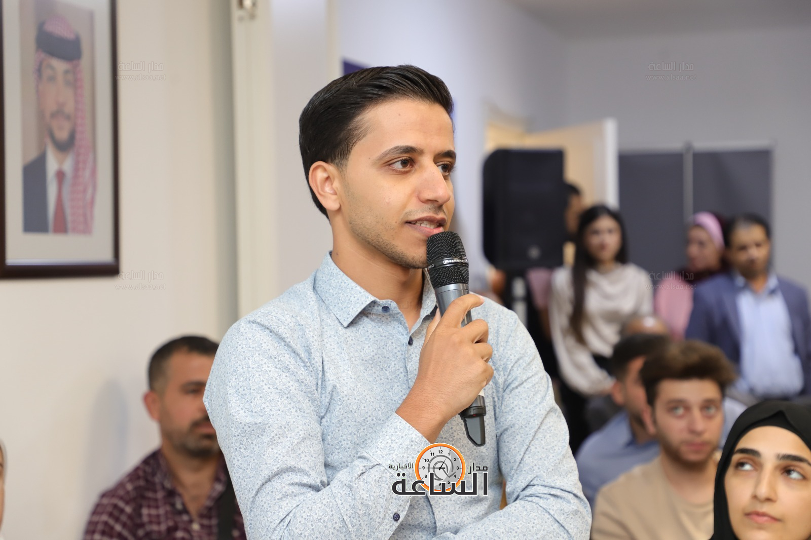 Madar Al-Saa Images 0.37650415671025317