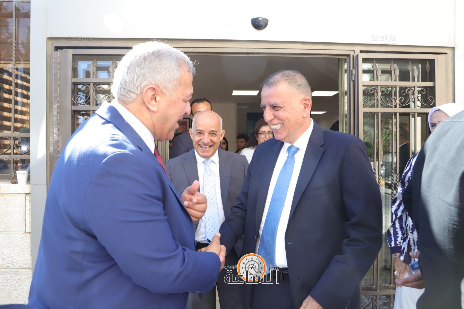 Madar Al-Saa Images 0.09958619349753839