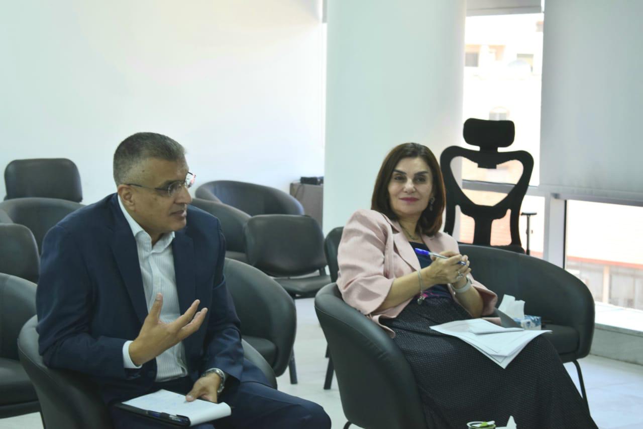 Madar Al-Saa Images 0.24597761162512222