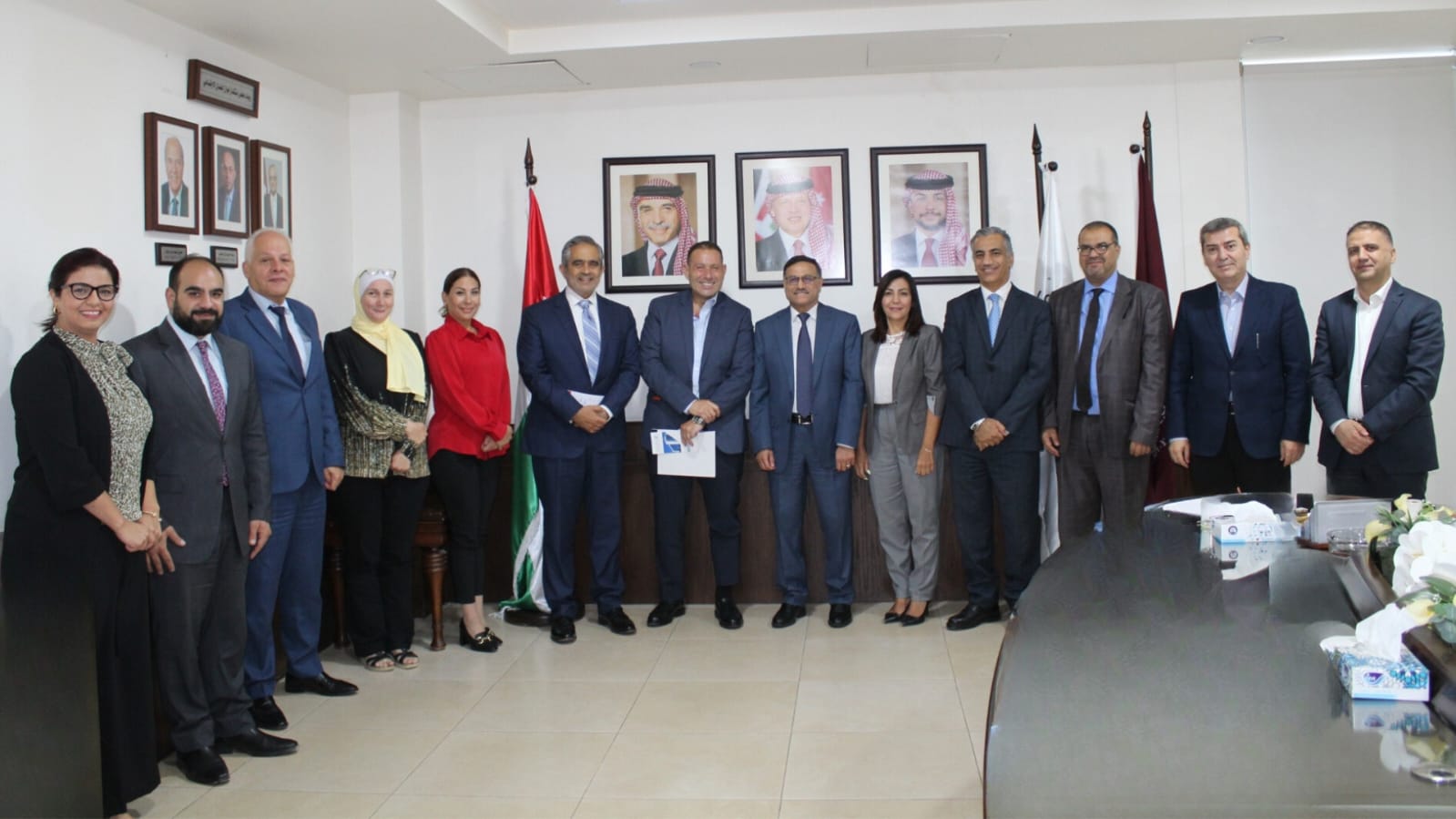 Madar Al-Saa Images 0.30757130088337936