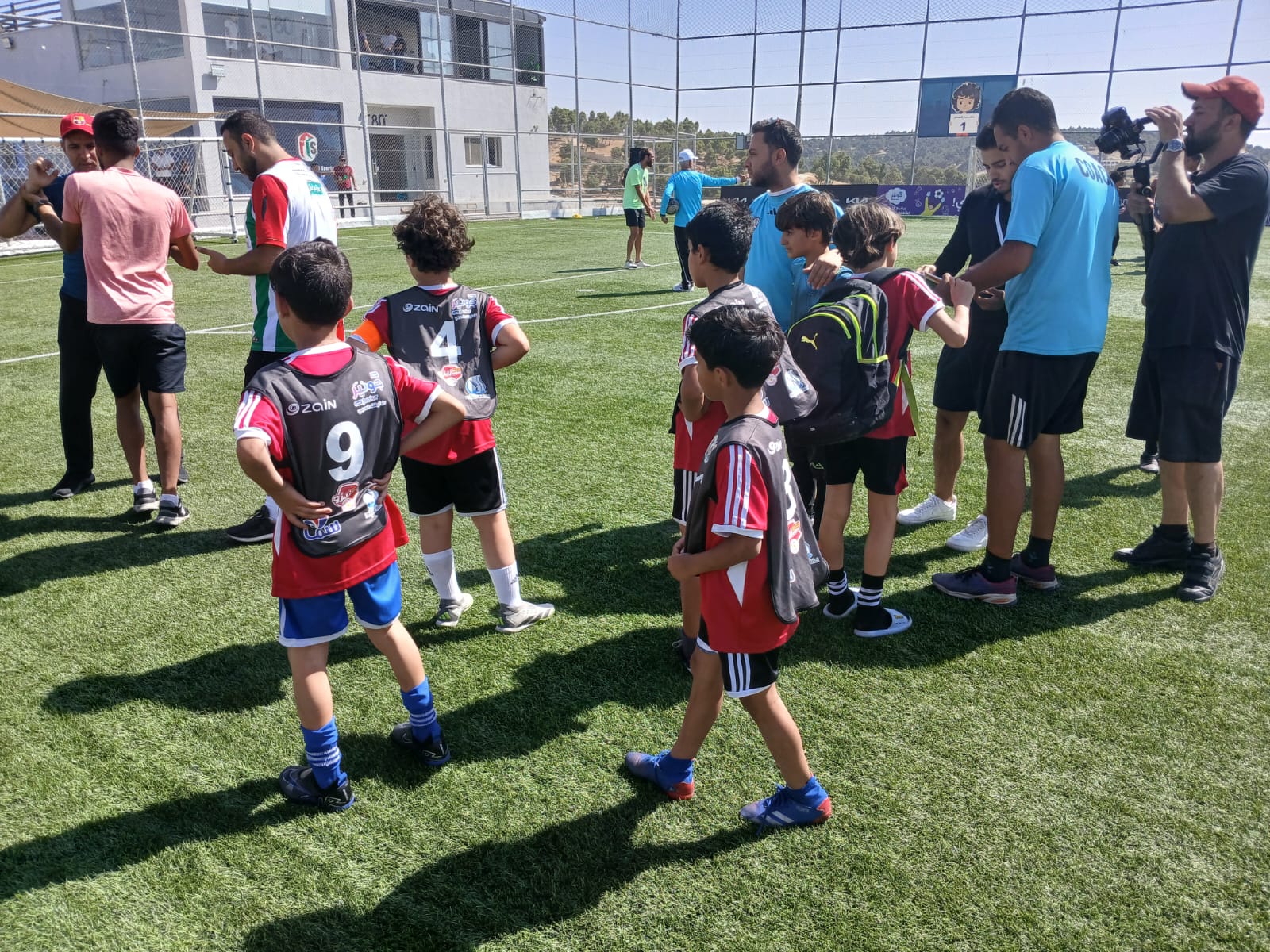 Madar Al-Saa Images 0.4001118495936027