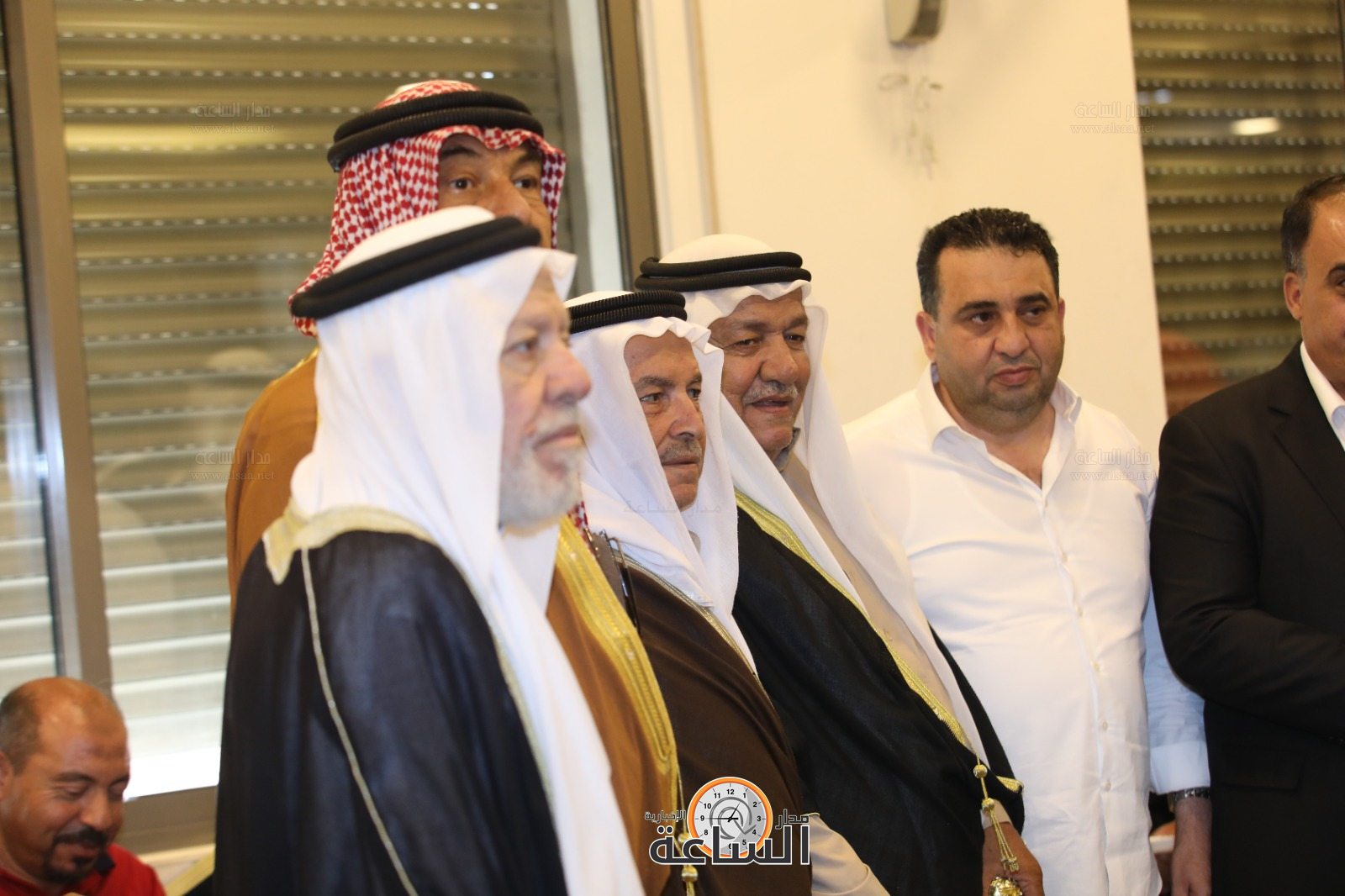 Madar Al-Saa Images 0.9804000799895947