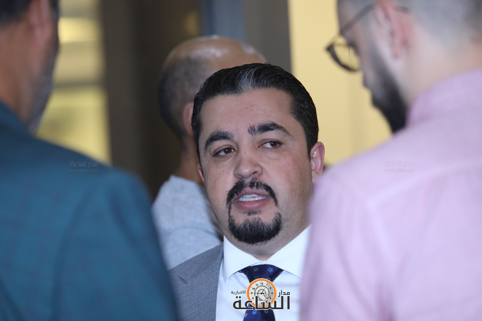 Madar Al-Saa Images 0.001868638281032009