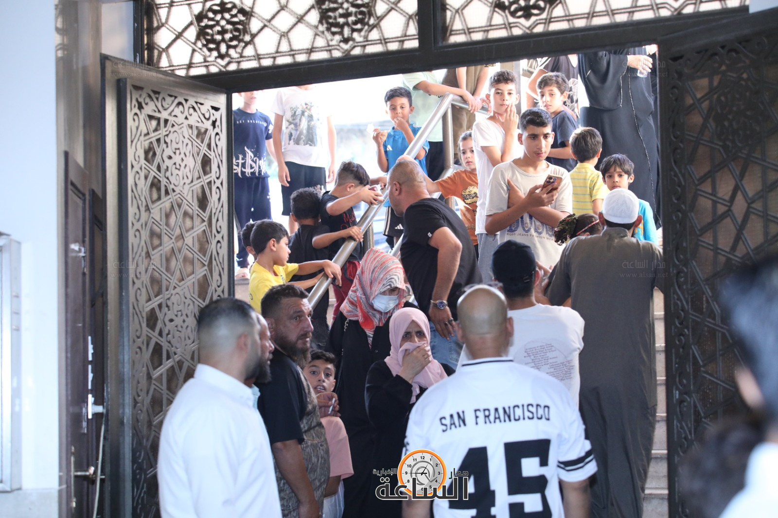 Madar Al-Saa Images 0.4034542544411577