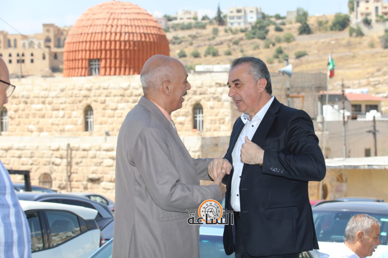 Madar Al-Saa Images 0.39132785288375804