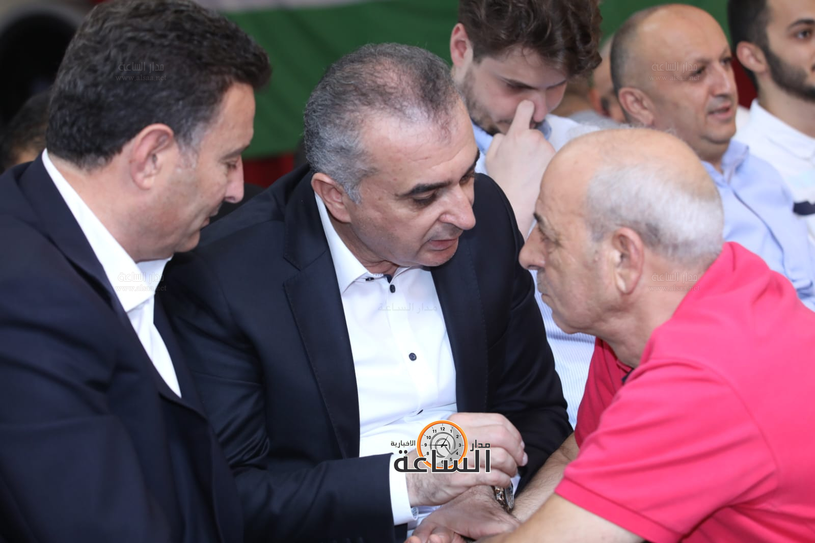 Madar Al-Saa Images 0.3798073460514799