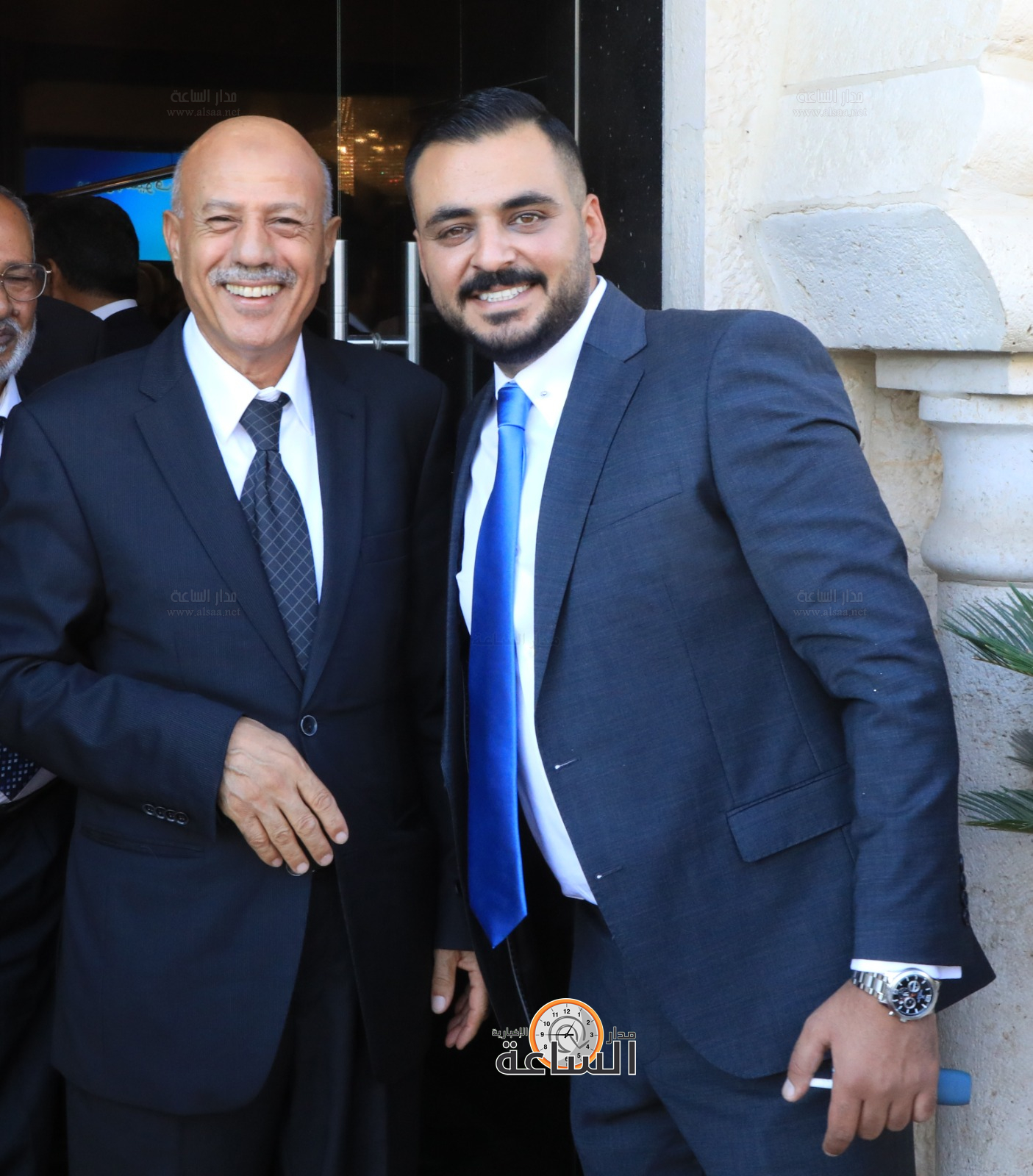 Madar Al-Saa Images 0.485742889492939