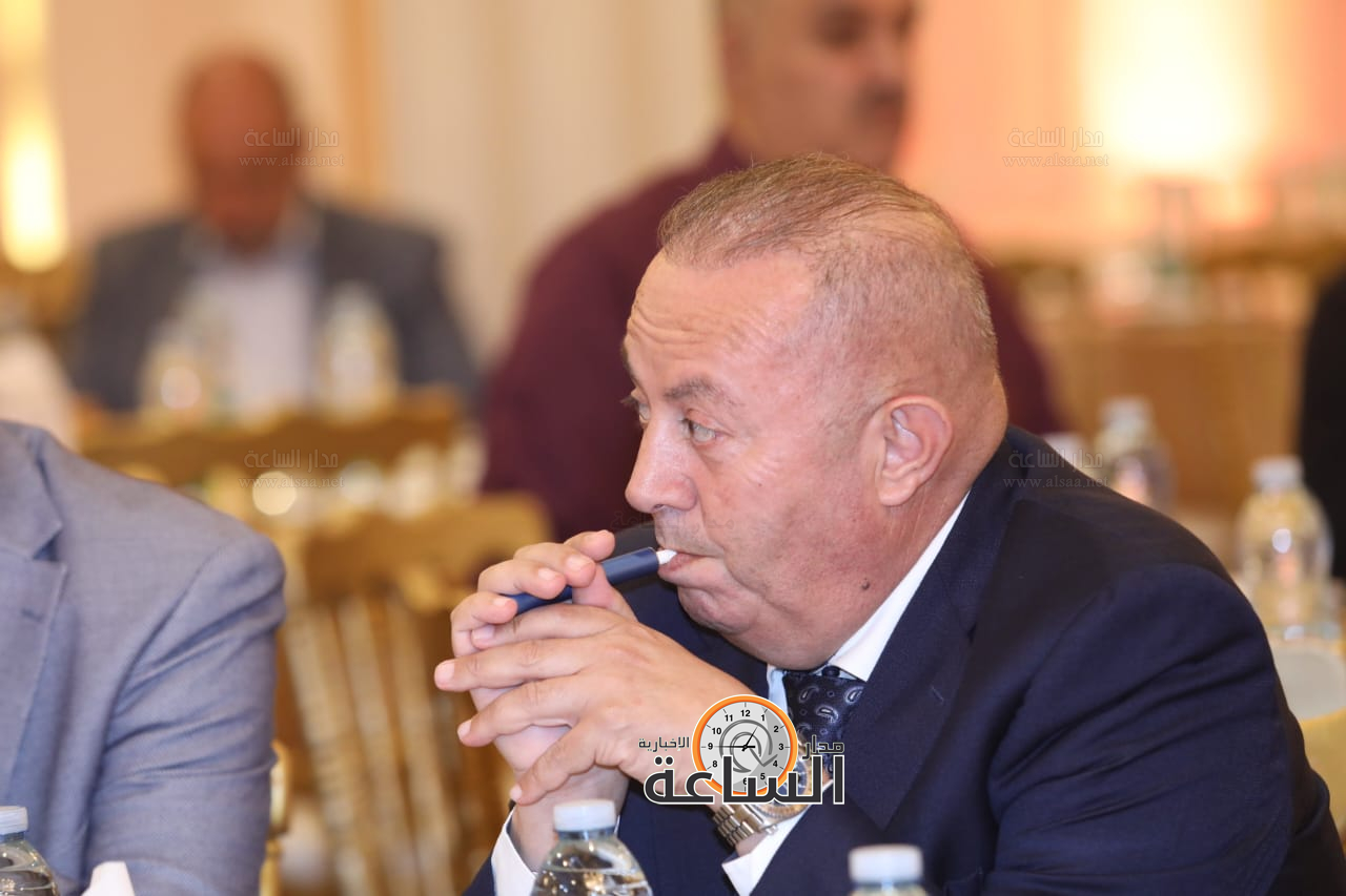 Madar Al-Saa Images 0.9227006647559277