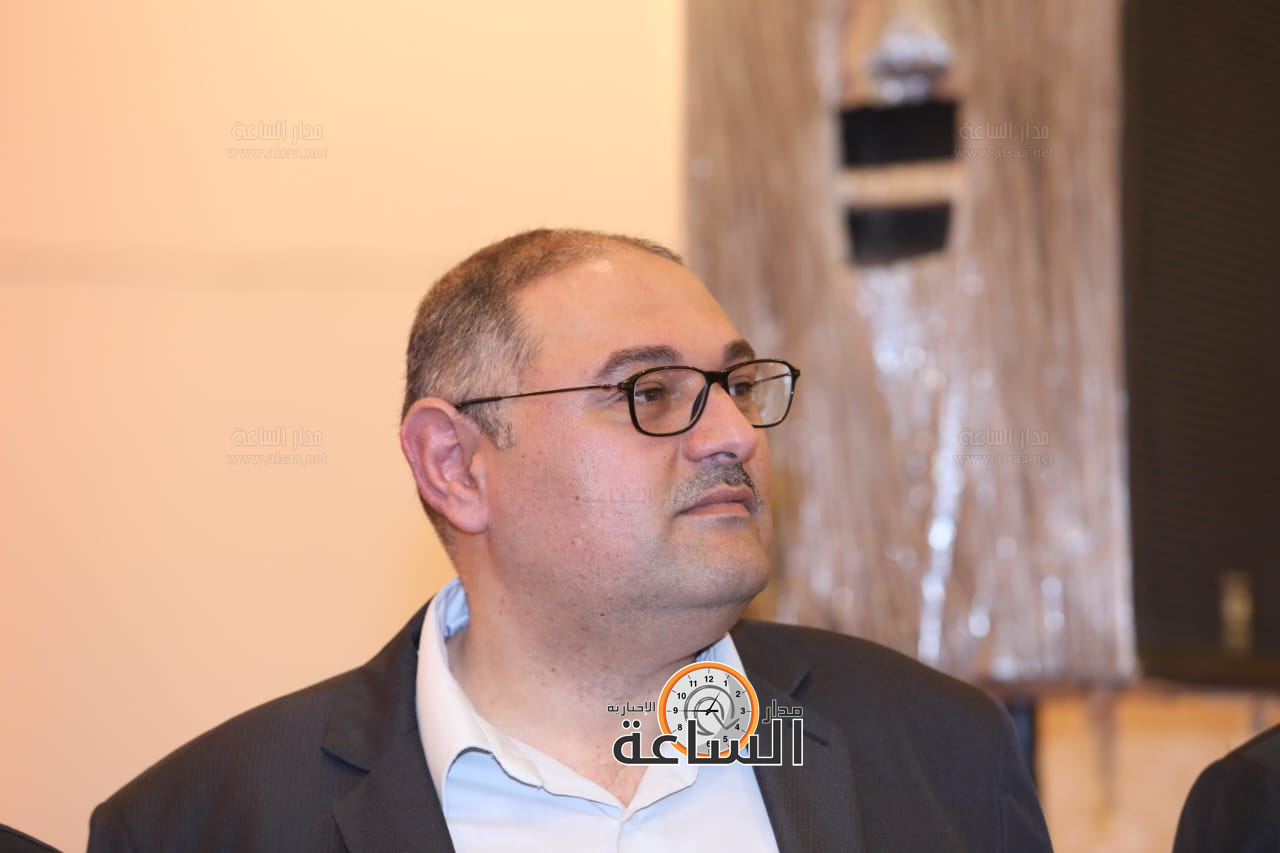 Madar Al-Saa Images 0.14880276329074404