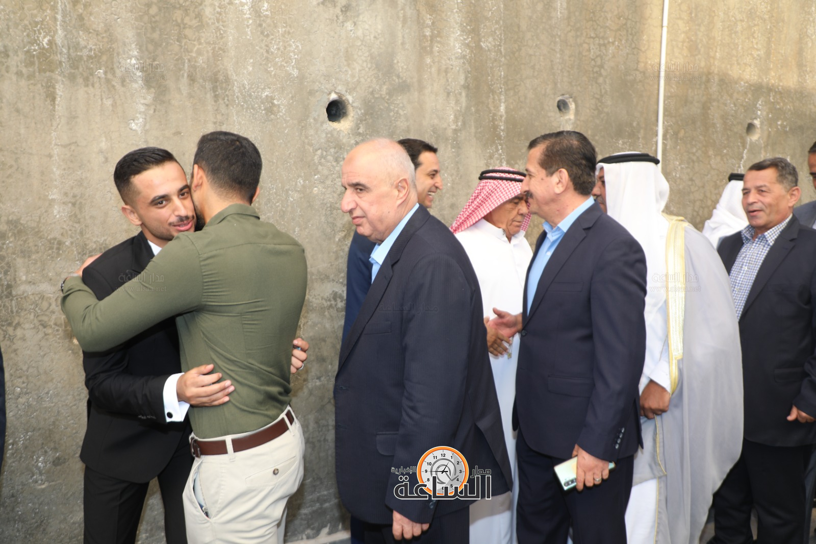 Madar Al-Saa Images 0.39185286672067754