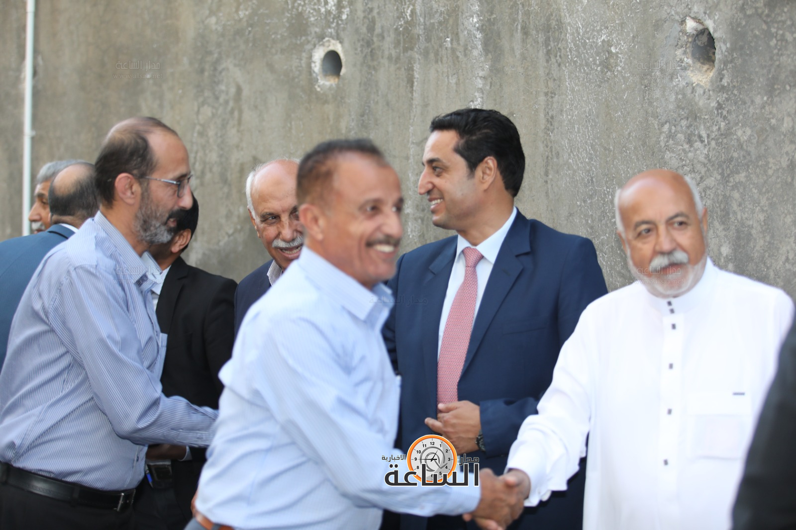 Madar Al-Saa Images 0.5625167115335916