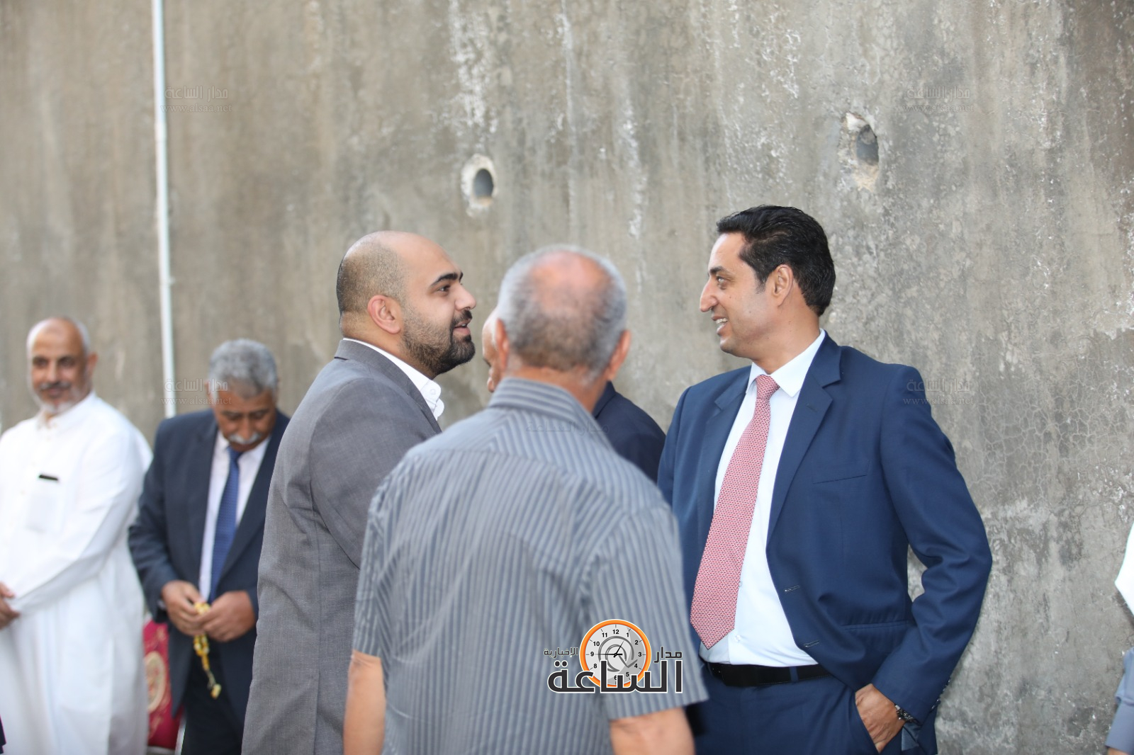 Madar Al-Saa Images 0.8653615453369707