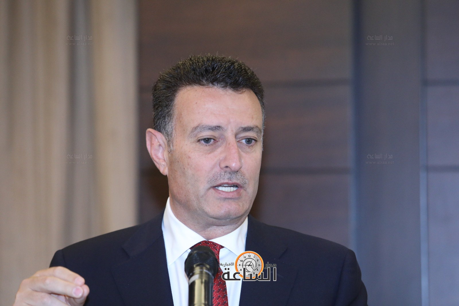 Madar Al-Saa Images 0.2438530633957321