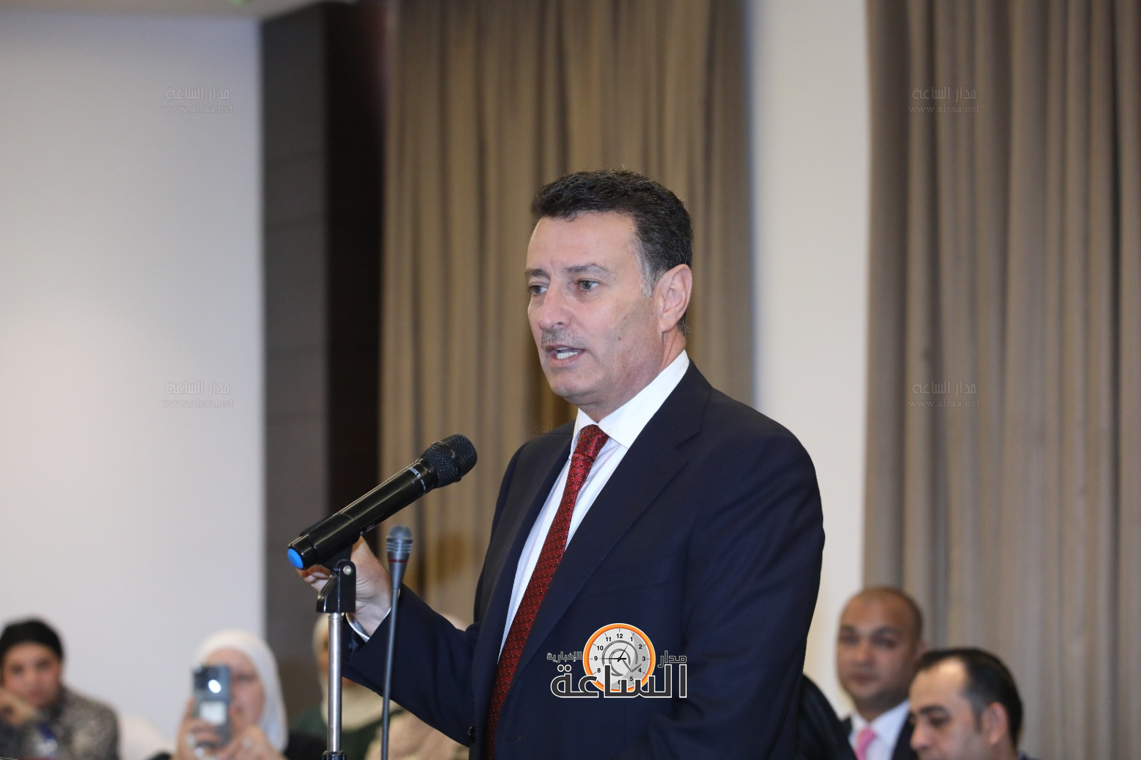 Madar Al-Saa Images 0.051839057257285326