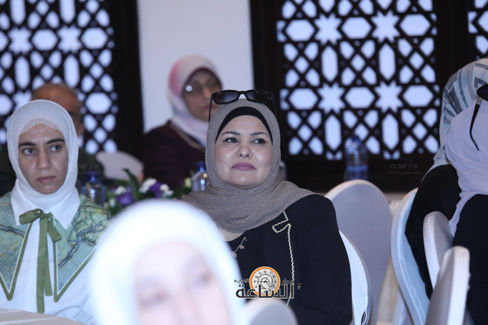 Madar Al-Saa Images 0.6263230312173536