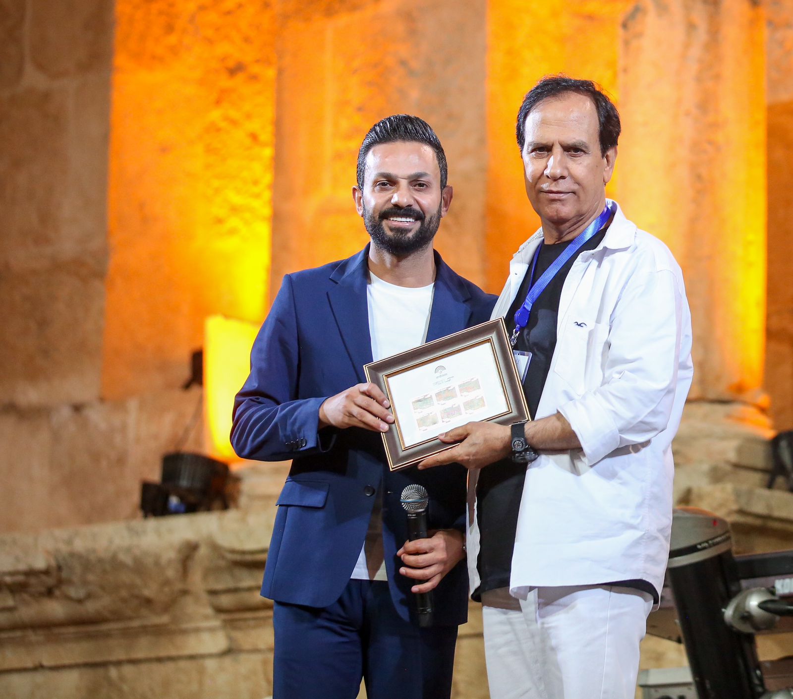 Madar Al-Saa Images 0.6669432363151682