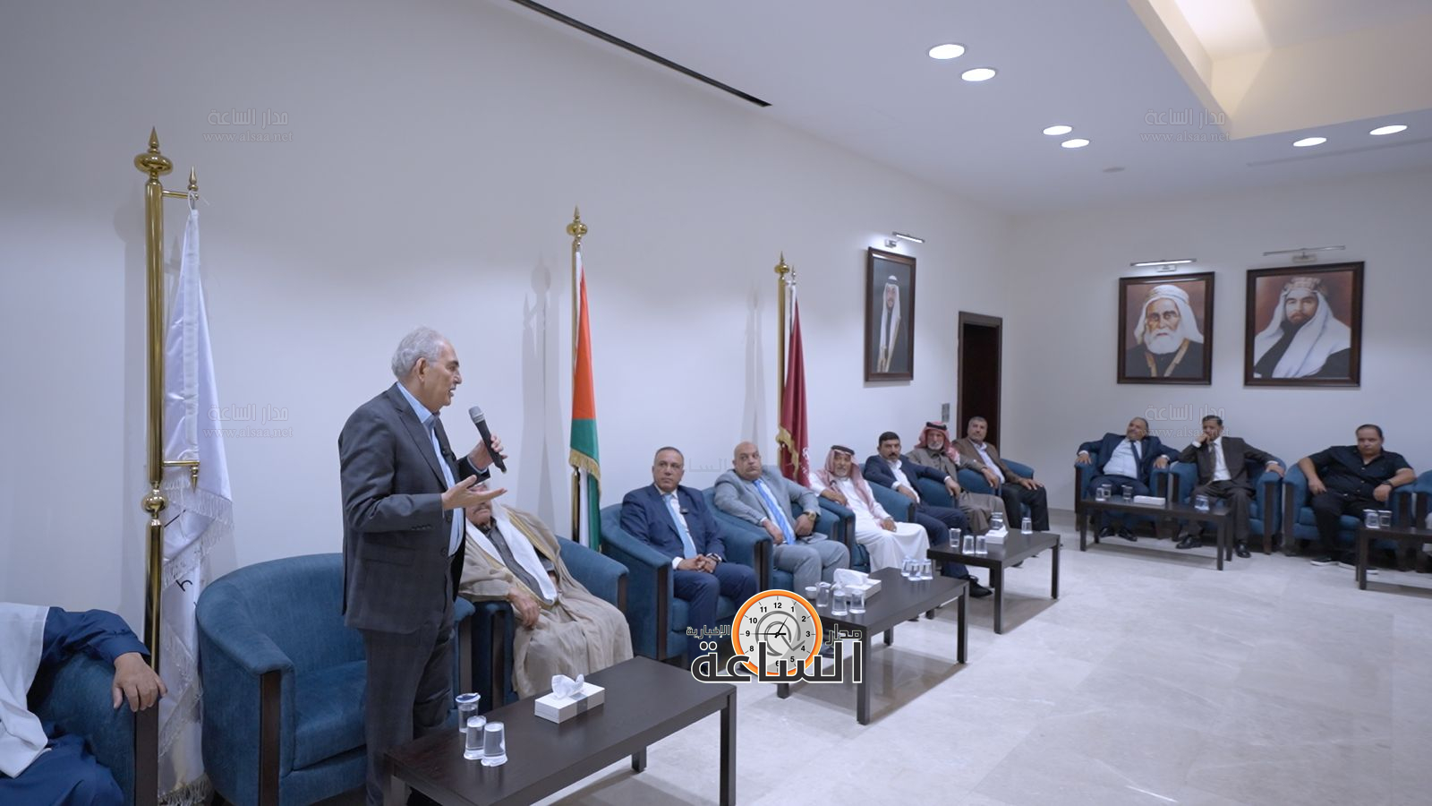 Madar Al-Saa Images 0.006659707691388128