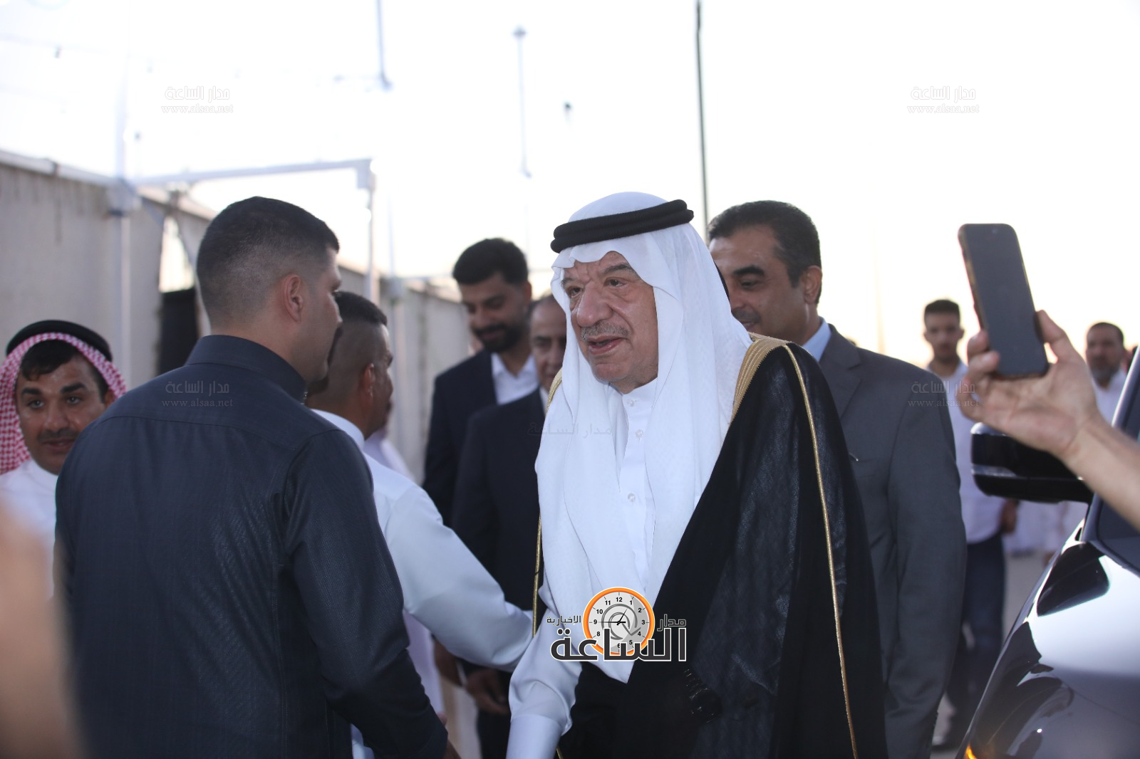 Madar Al-Saa Images 0.4395674110638619