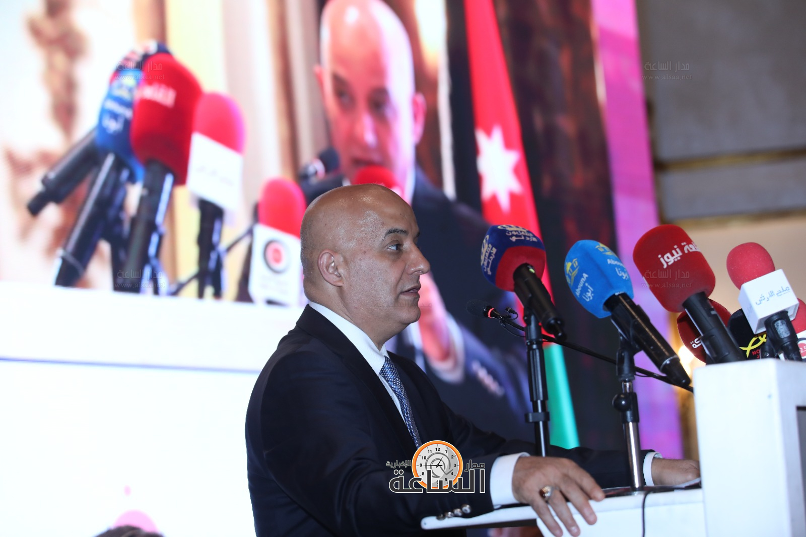 Madar Al-Saa Images 0.7130564026948429