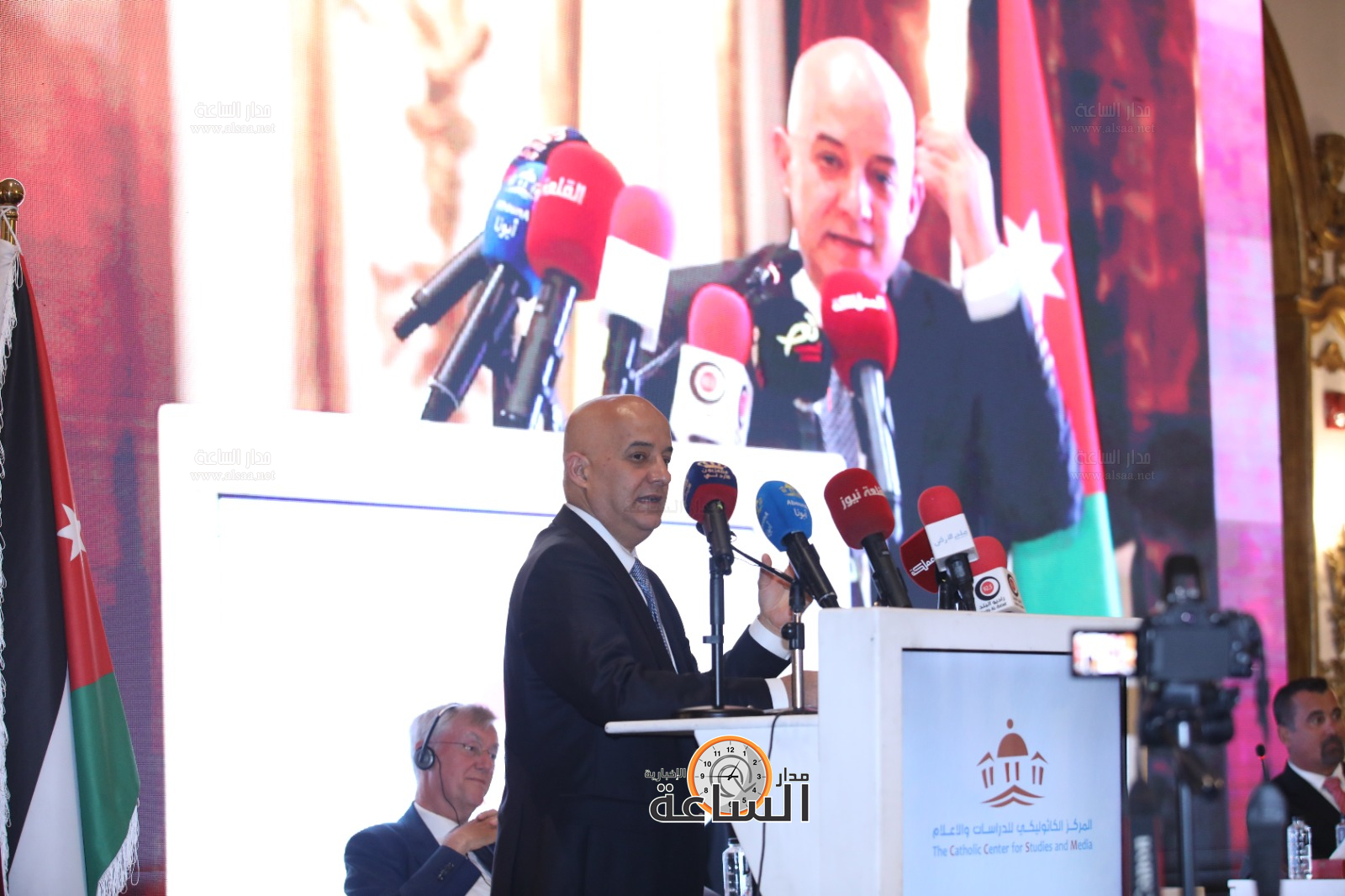 Madar Al-Saa Images 0.4057782053557284