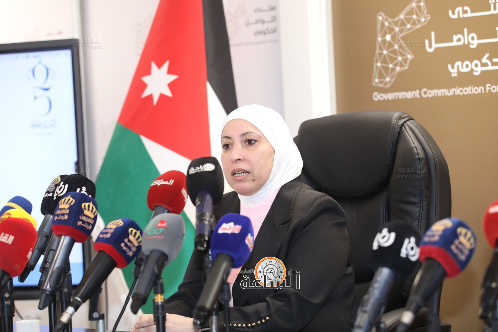 Madar Al-Saa Images 0.04609377374839729