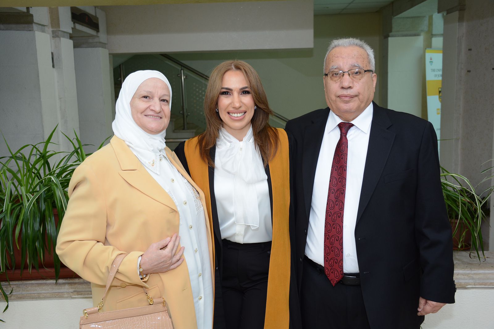 Madar Al-Saa Images 0.8979410062817936