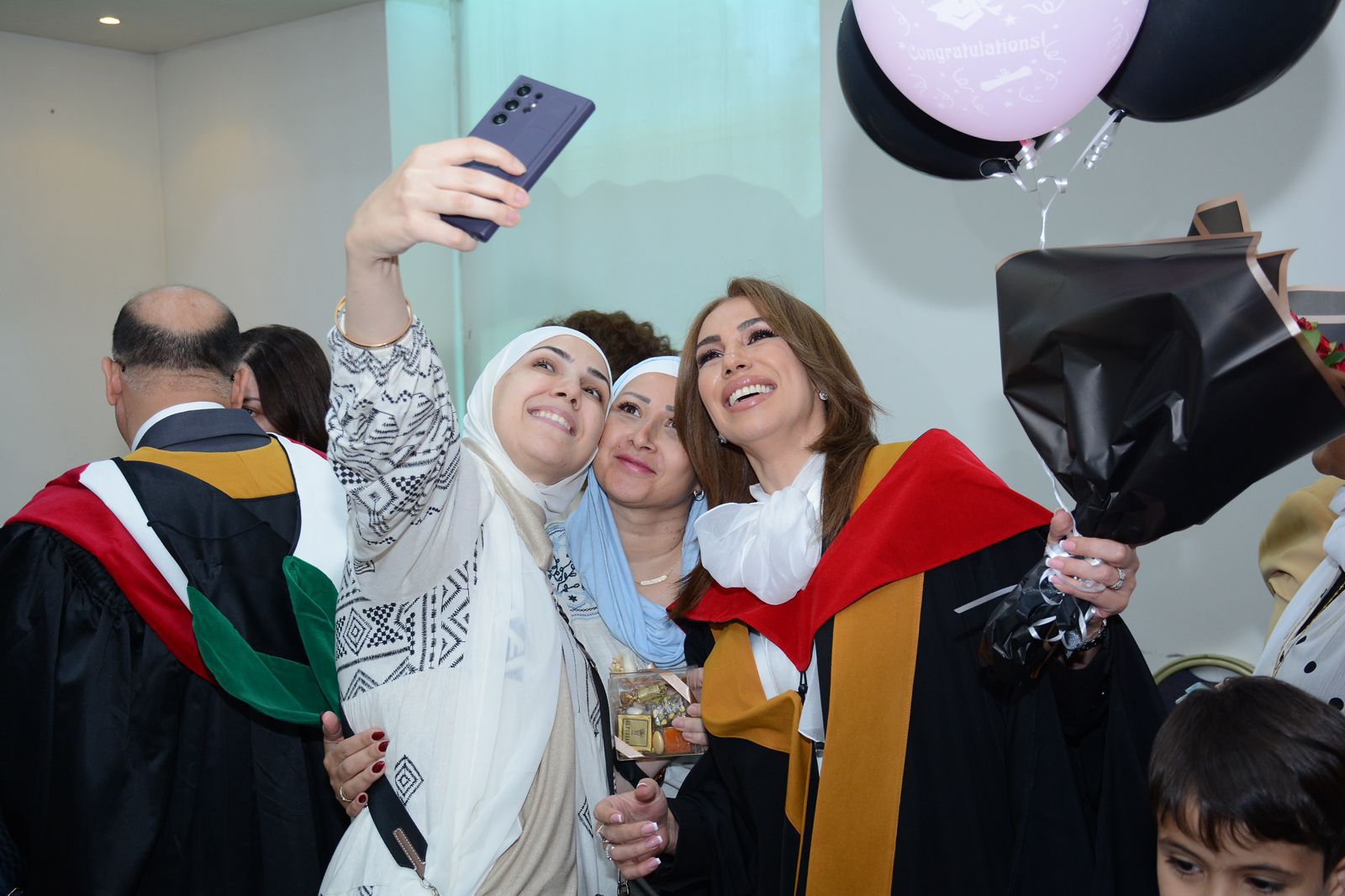 Madar Al-Saa Images 0.1225371527720005