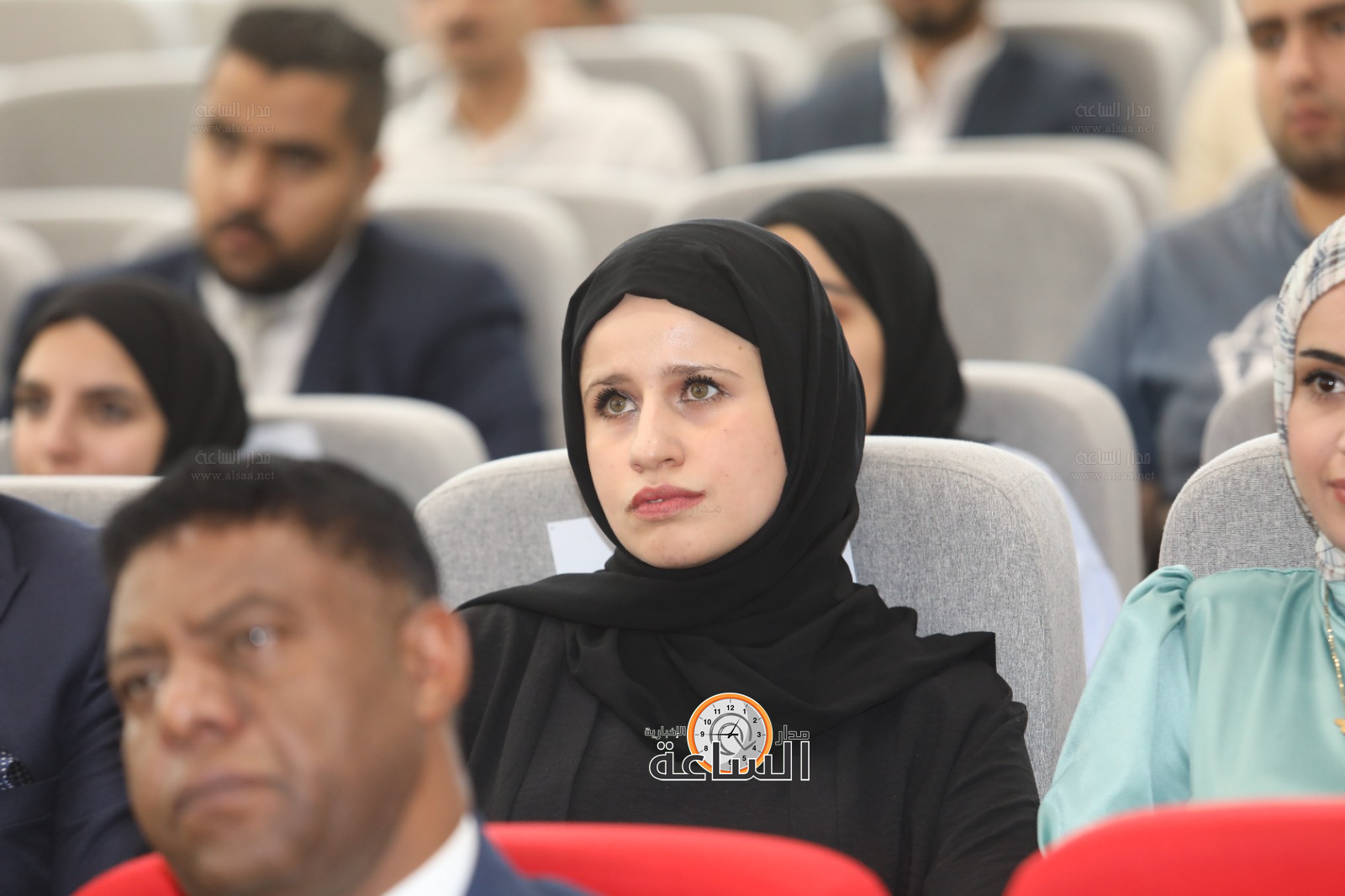 Madar Al-Saa Images 0.7890954834469346