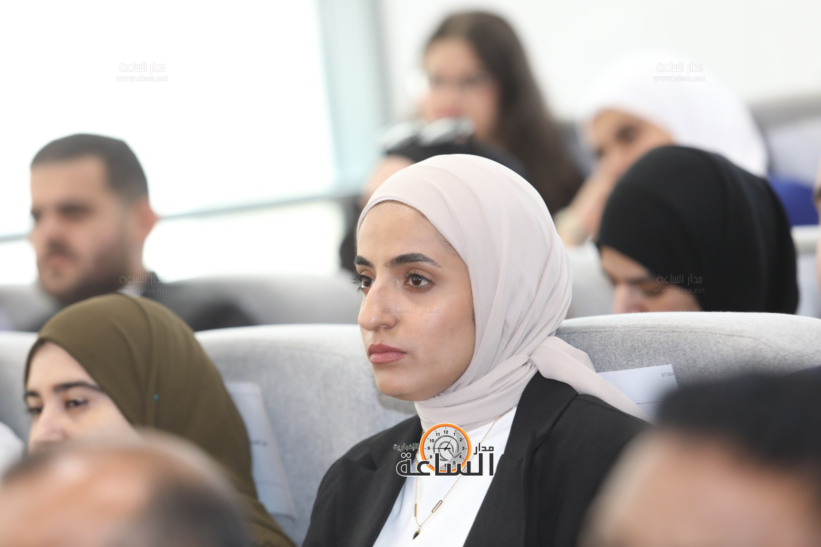 Madar Al-Saa Images 0.017228872532438766