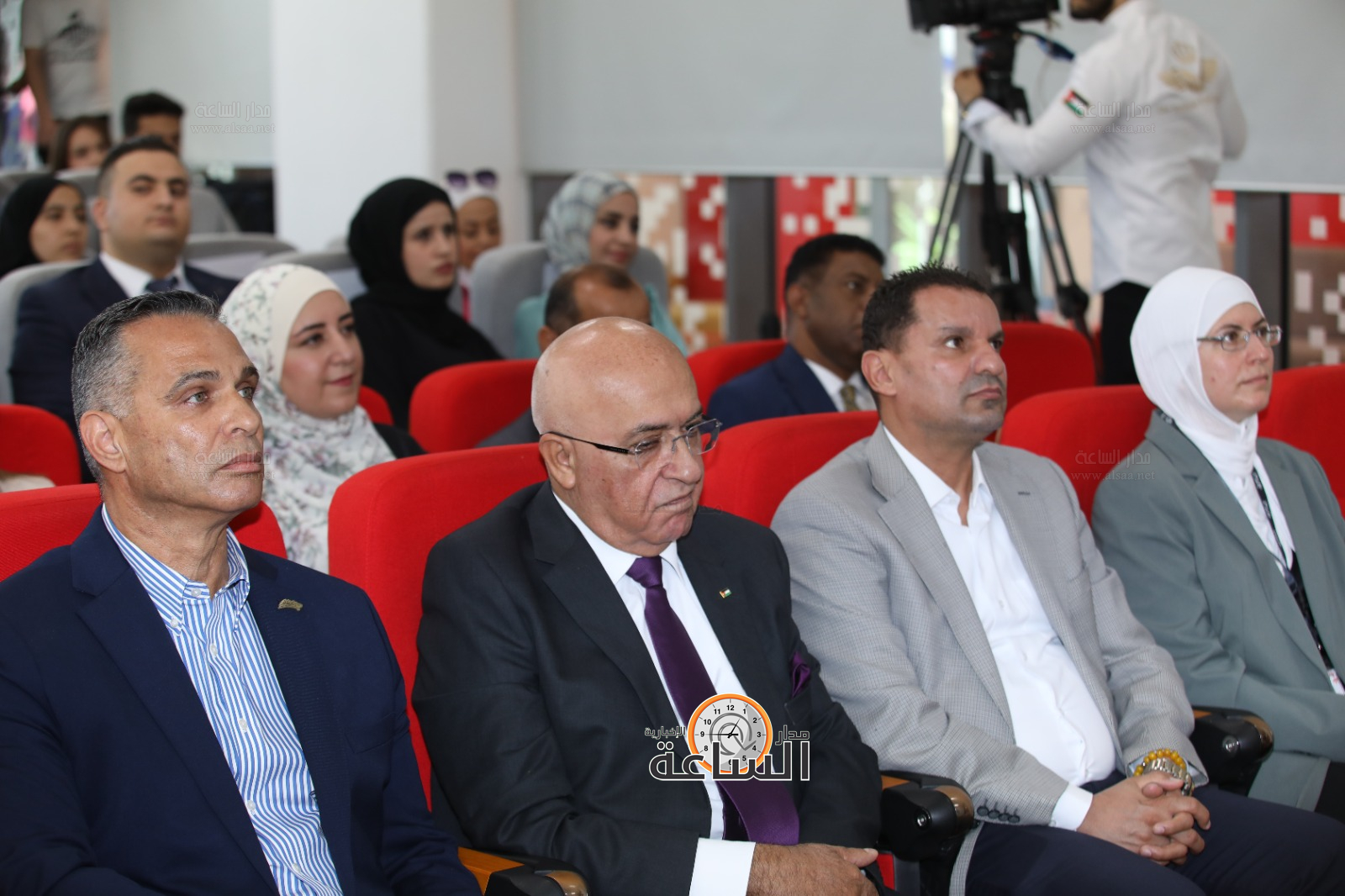 Madar Al-Saa Images 0.674671962781245