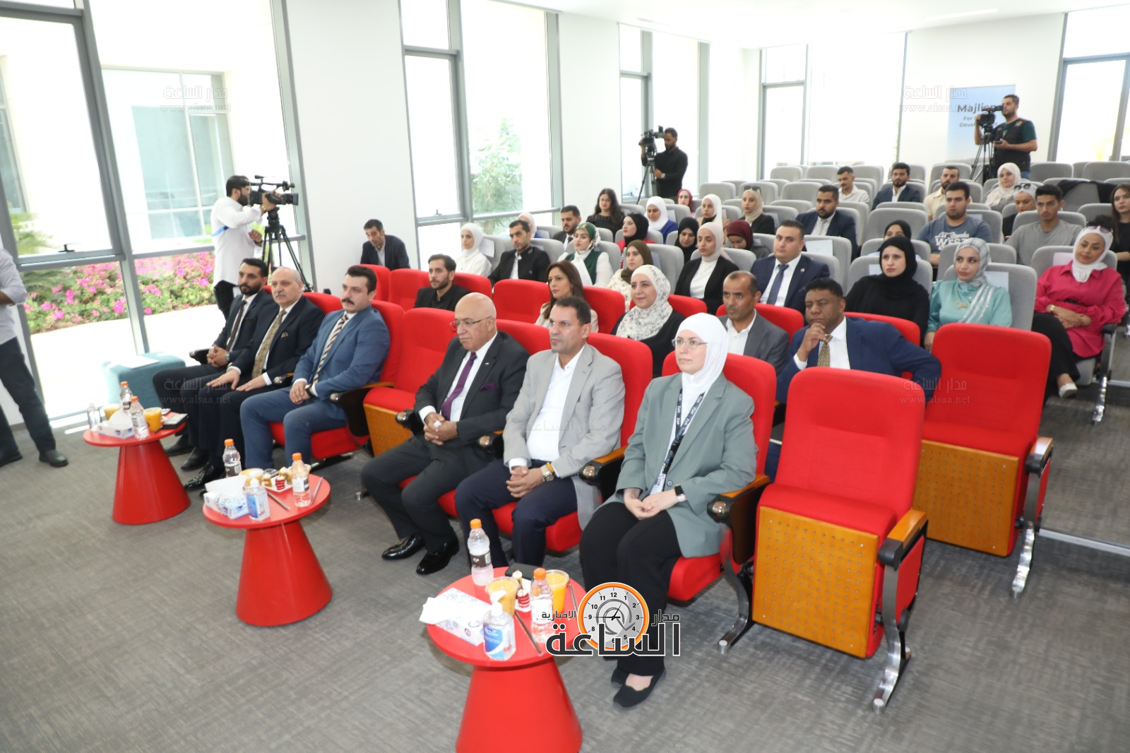 Madar Al-Saa Images 0.6058388539329067