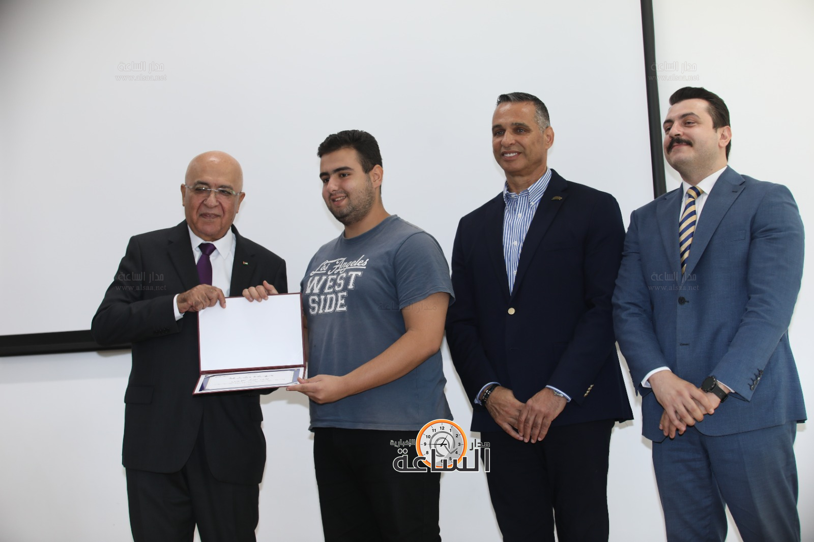 Madar Al-Saa Images 0.8156732328398495