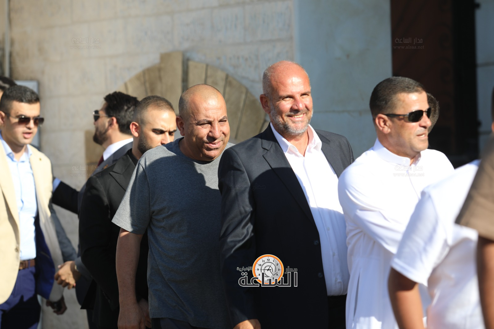 Madar Al-Saa Images 0.35647884743863867