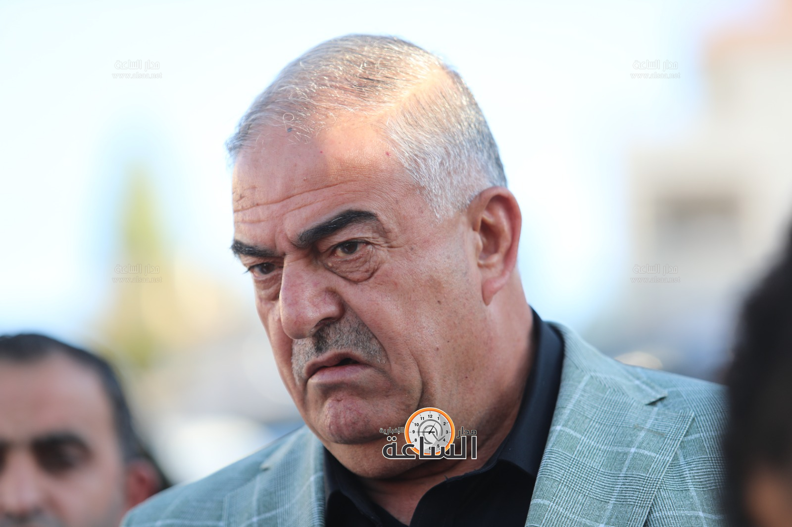 Madar Al-Saa Images 0.9914002319772521