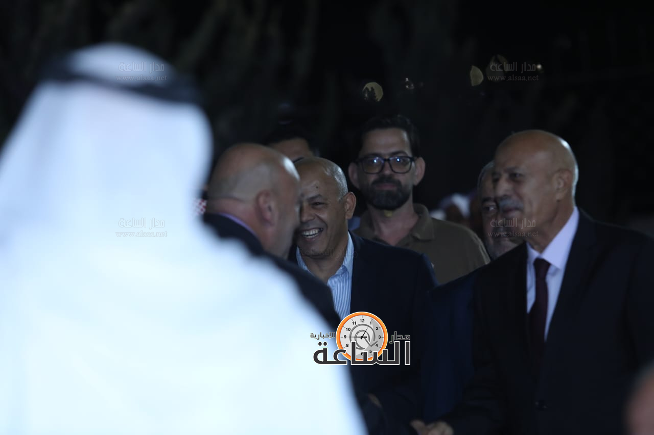 Madar Al-Saa Images 0.20693139906621094