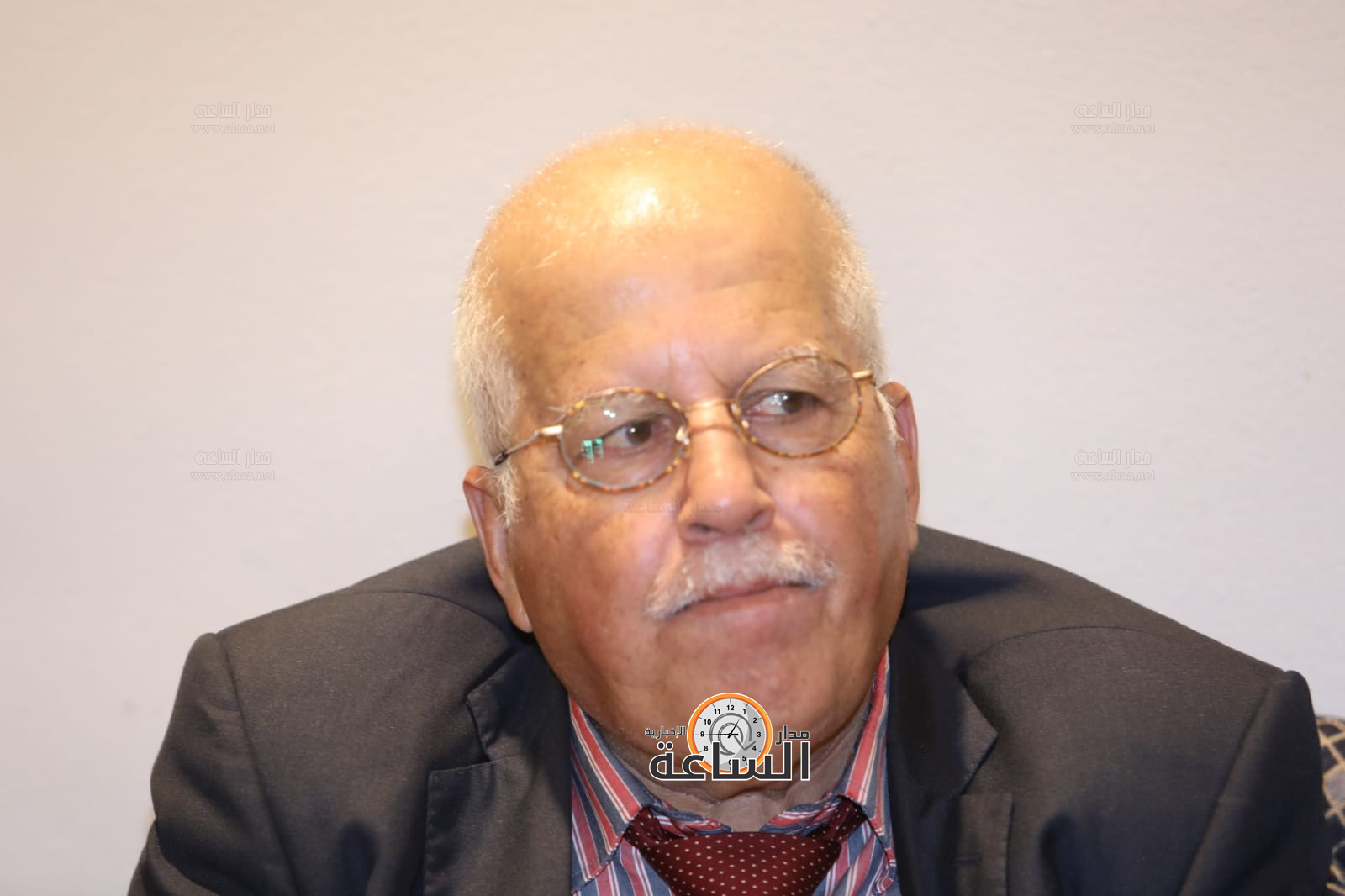 Madar Al-Saa Images 0.8624845665962069