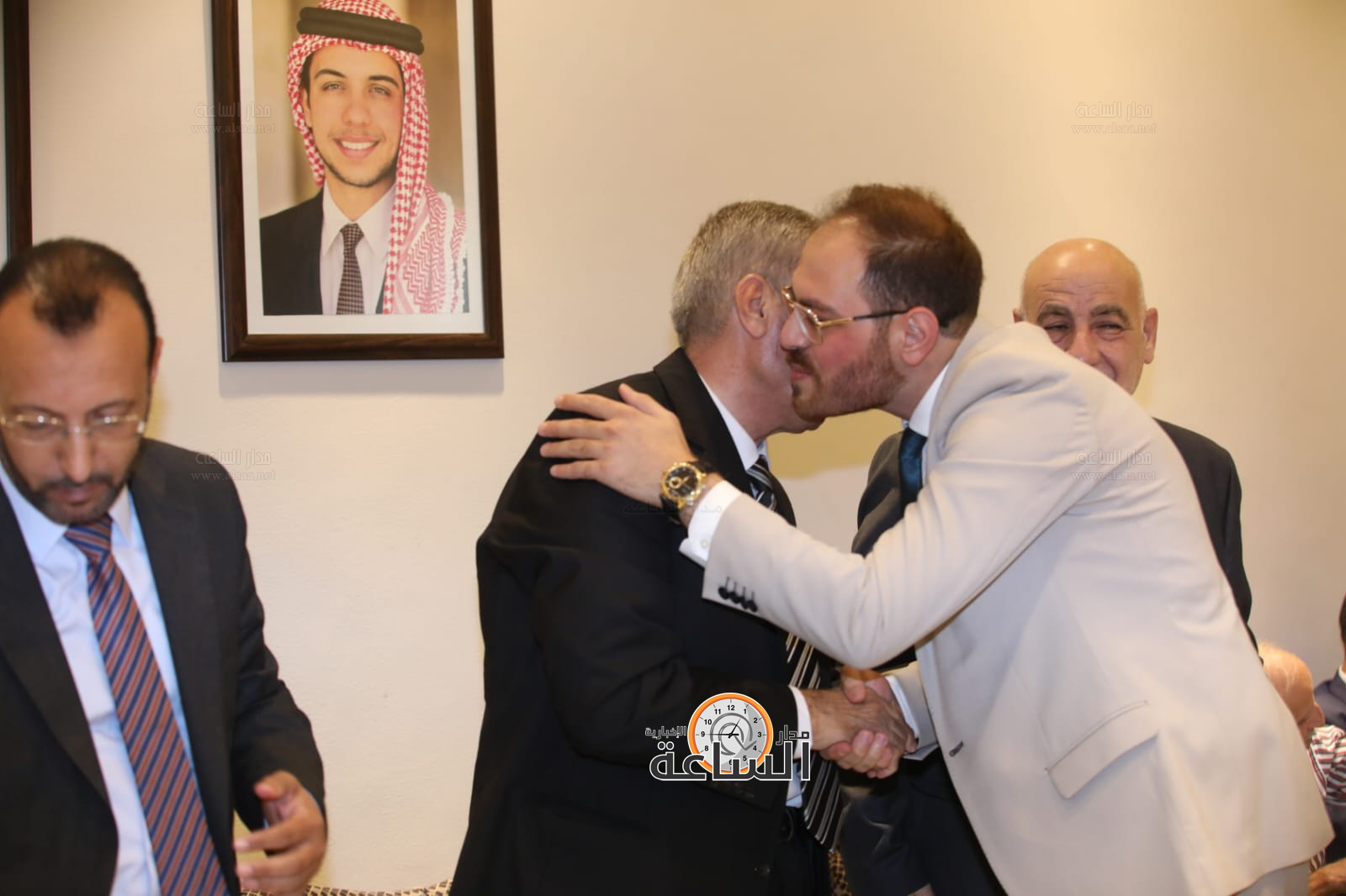 Madar Al-Saa Images 0.5596752308860304