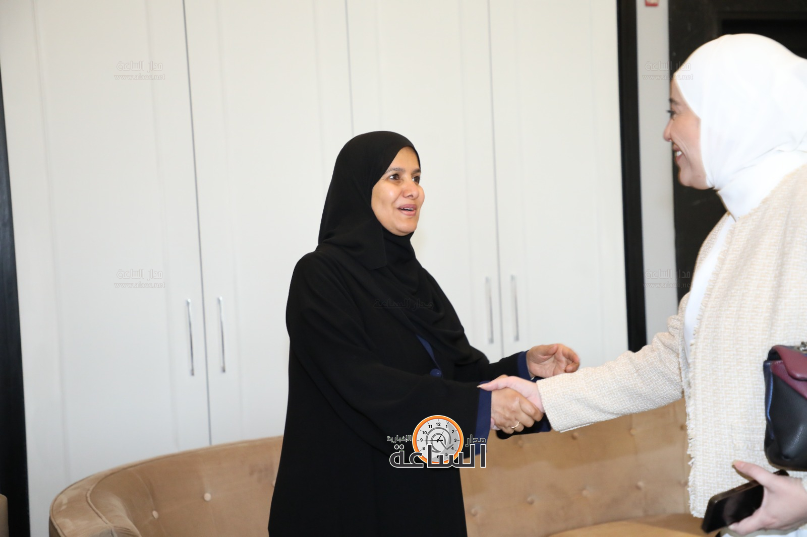 Madar Al-Saa Images 0.08610409809452446