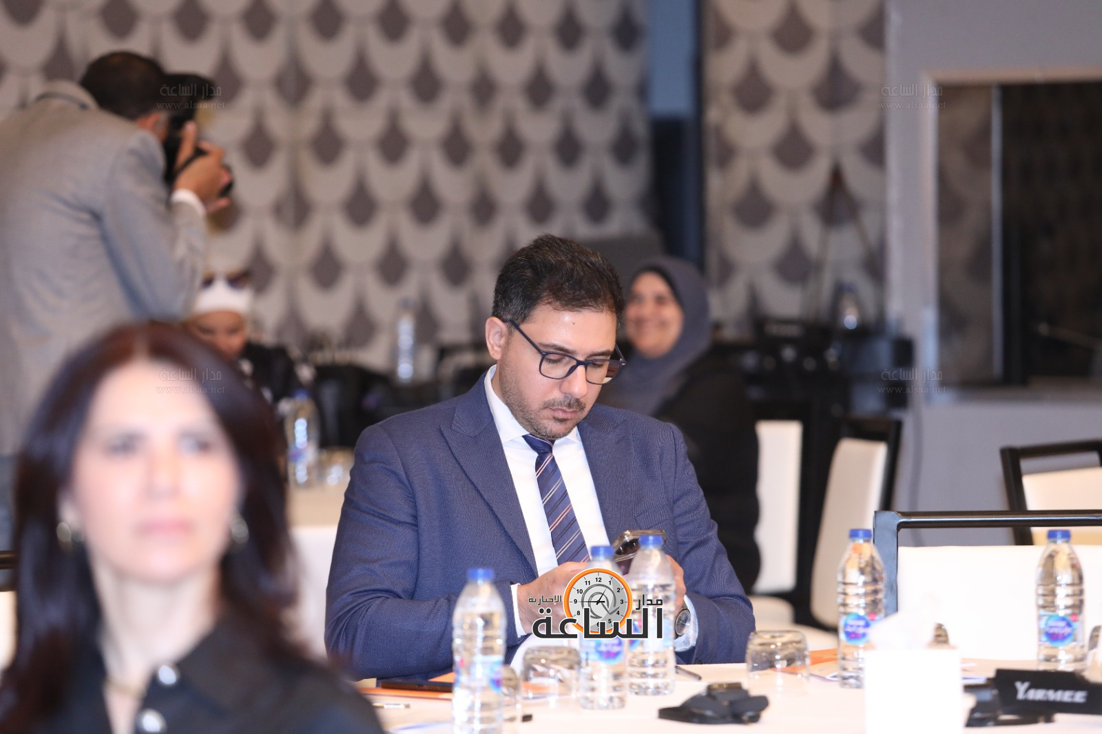 Madar Al-Saa Images 0.49859181273221753