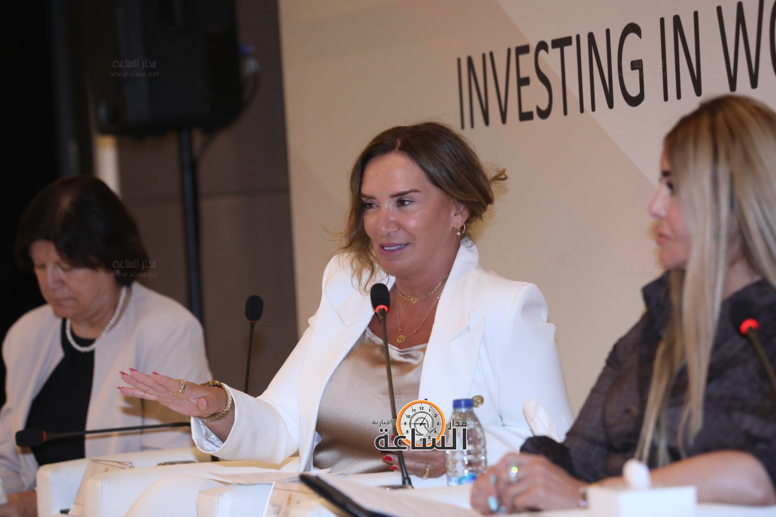 Madar Al-Saa Images 0.546549554881308