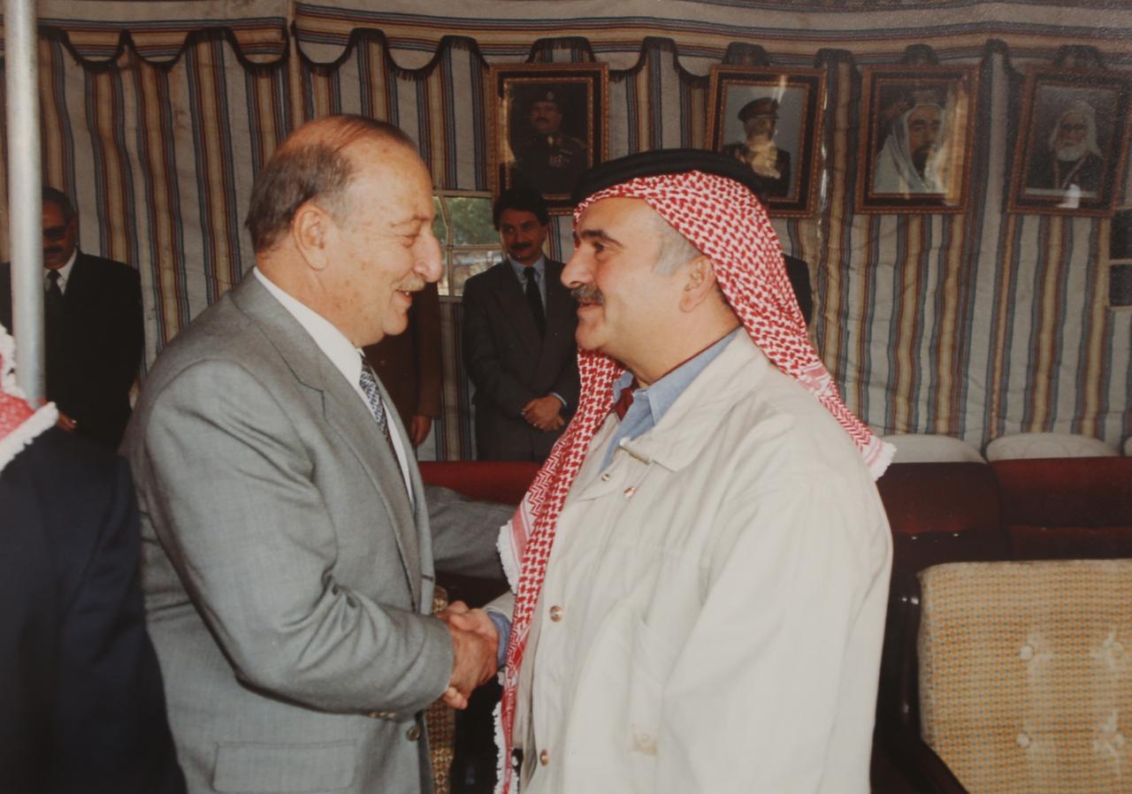 Madar Al-Saa Images 0.43910589836561864