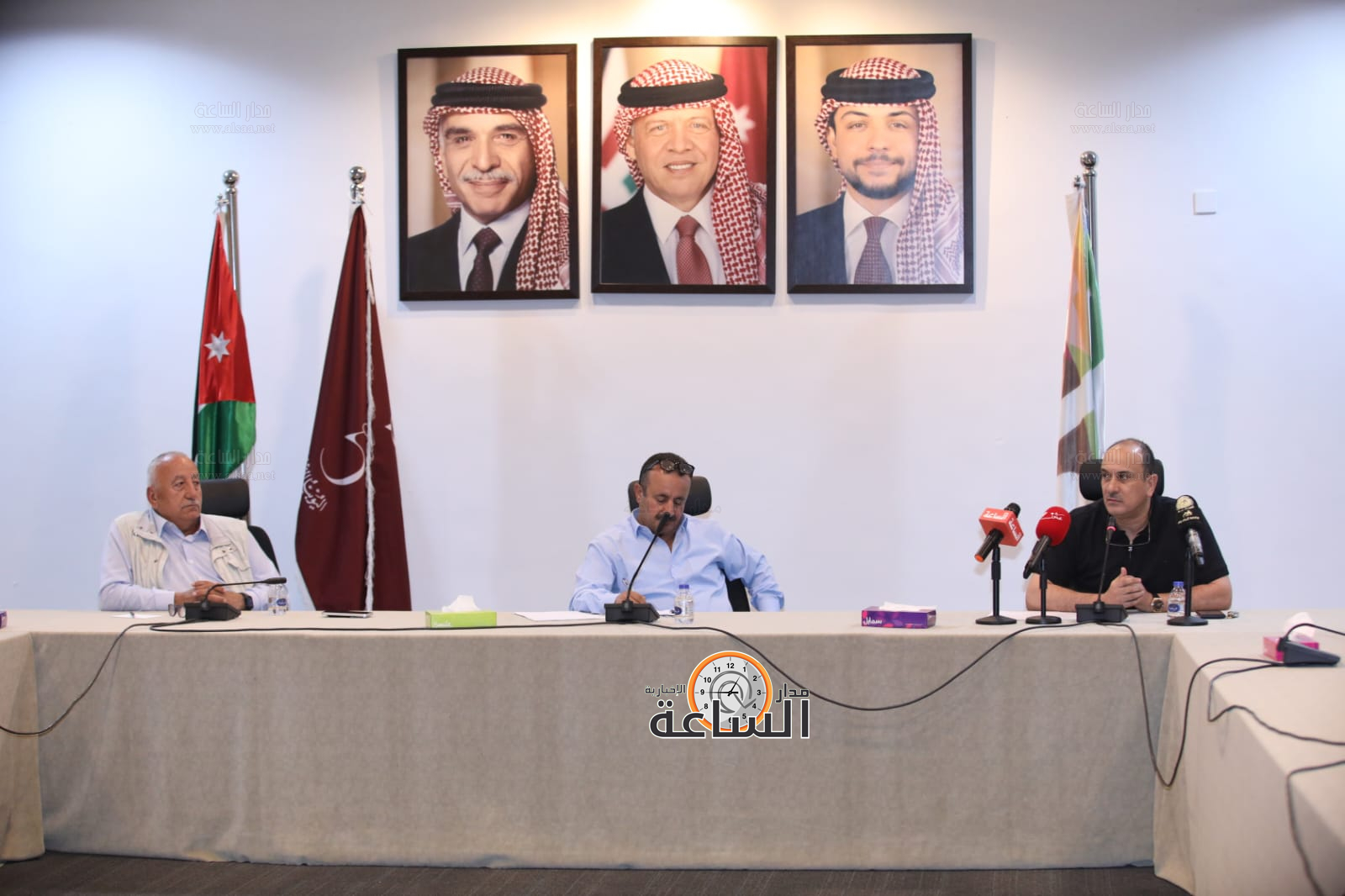 Madar Al-Saa Images 0.46911617200724587