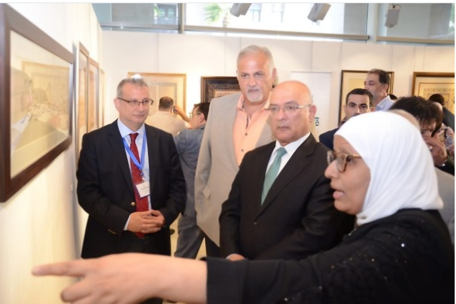 Madar Al-Saa Images 0.18956289150129169