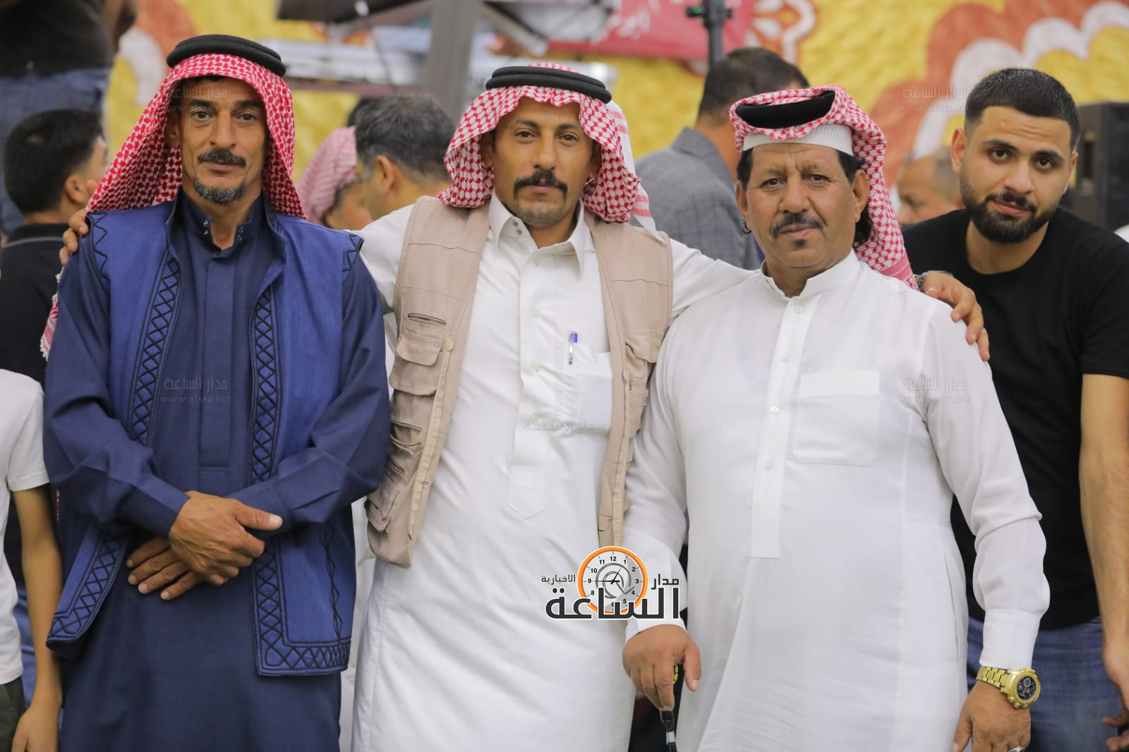 Madar Al-Saa Images 0.8809068136110083