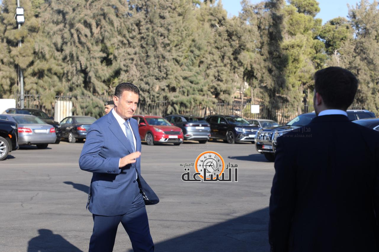 Madar Al-Saa Images 0.7961831156807215