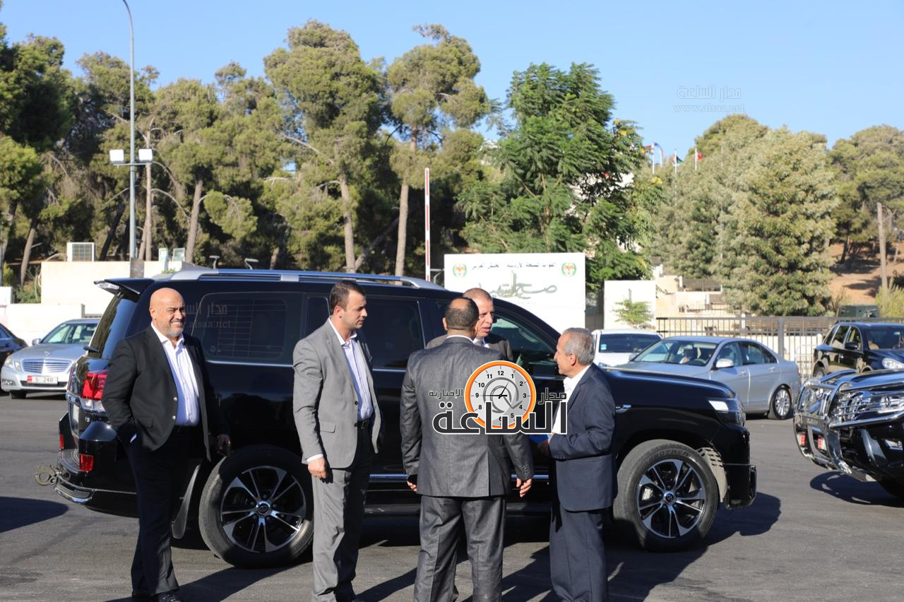 Madar Al-Saa Images 0.1250579632361828