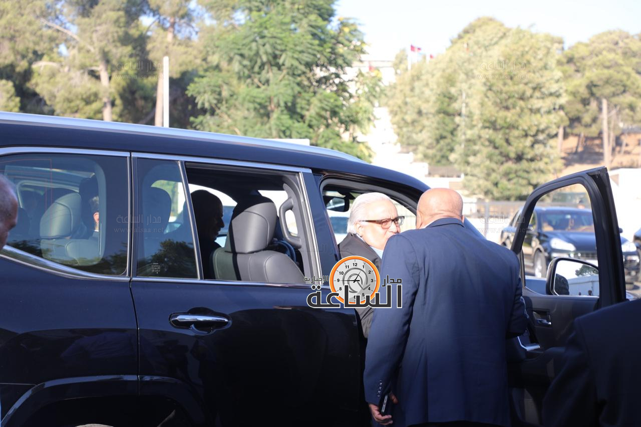 Madar Al-Saa Images 0.7053417647917746