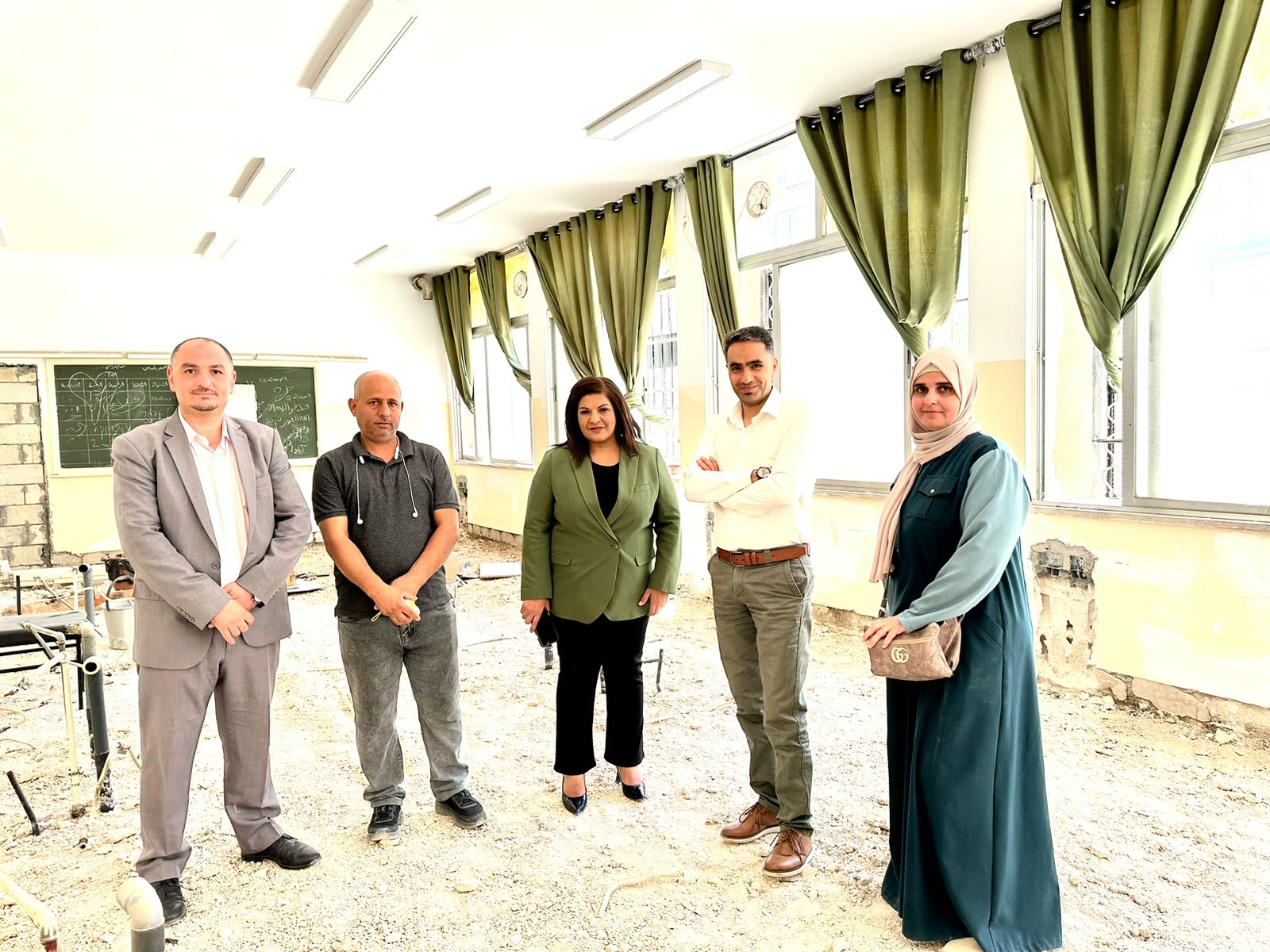 Madar Al-Saa Images 0.24742338858857837